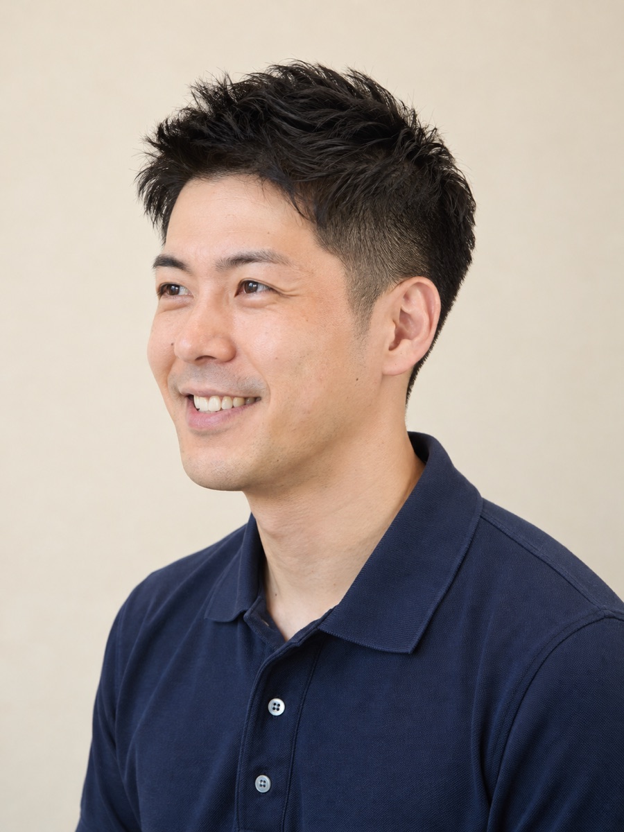 すっきり刈り上げショート（正面）